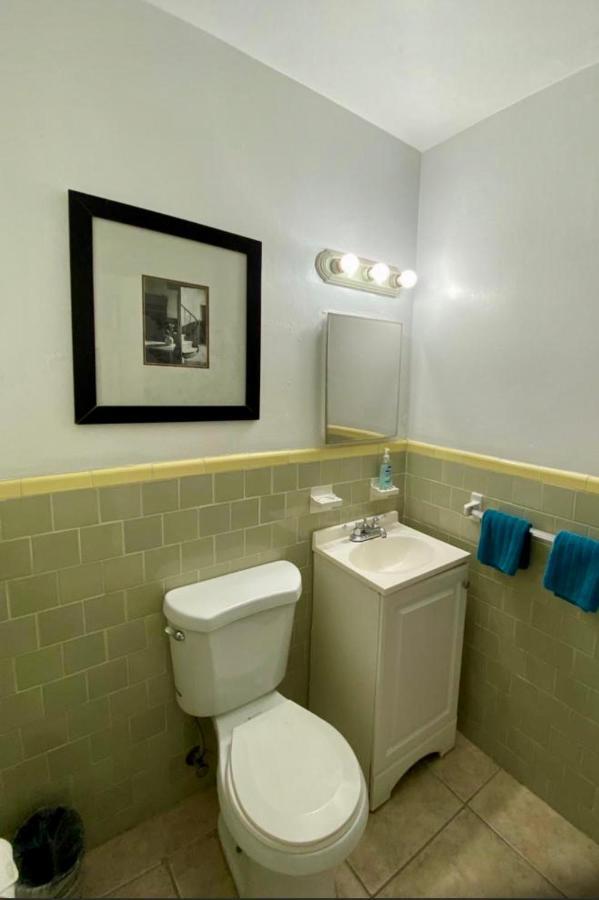 Hallandale Beach Motel With Free Parking And Full Kitchen ! No Extra Fees! Accepting Cash! المظهر الخارجي الصورة